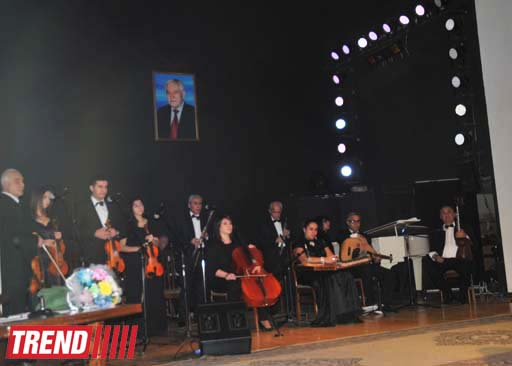 В Баку состоялся музыкальный вечер, посвященный 80-летию Огтая Кязыми (фотосессия)