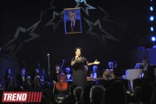 В Баку состоялся музыкальный вечер, посвященный 80-летию Огтая Кязыми (фотосессия)