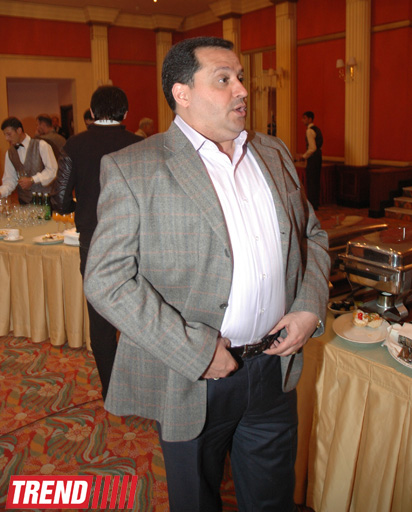 Мужчина в полном расцвете сил - 50-летний юбиляр, заслуженный артист Азербайджана Чингиз Ахмедов (фото)