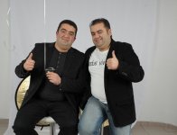 Телеведущие Фарид и Орхан Рзаевы провели новогоднюю акцию "Cheese" (фотосессия)