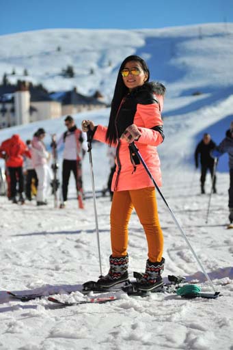 Телеведущая Нана Агамалыева реализовала фотопроект в Улудаге (фотосессия)