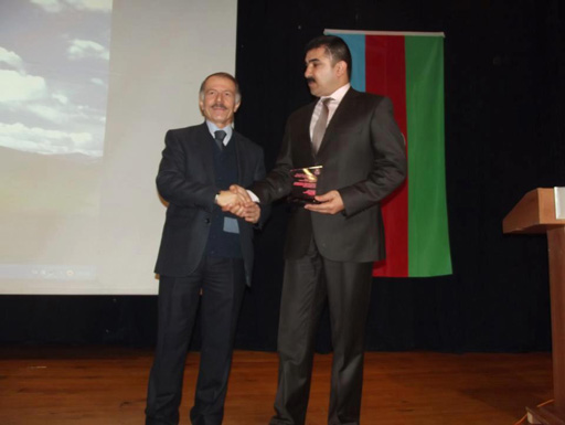 Азербайджанские певцы провели в Стамбуле концерт, на котором исполнили патриотические композиции (фото)