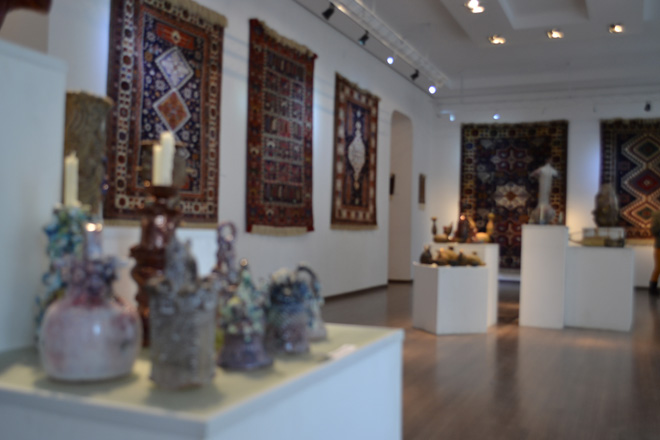 В Баку открылась выставка мастеров декоративно–прикладного искусства (фото)