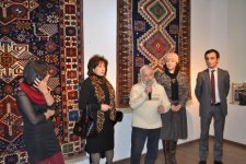 В Баку открылась выставка мастеров декоративно–прикладного искусства (фото)