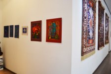 В Баку открылась выставка мастеров декоративно–прикладного искусства (фото)