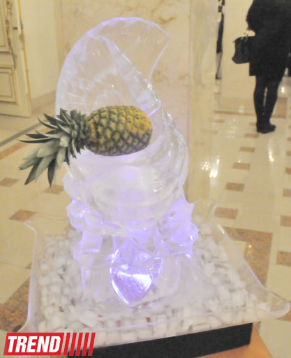 Необычные ледяные фигуры - вазы для фруктов кулинара Джейхана Нура (фотосессия)