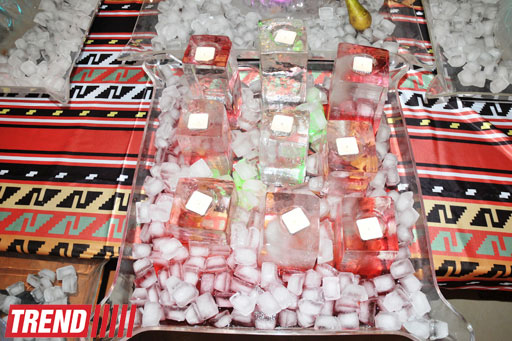 Необычные ледяные фигуры - вазы для фруктов кулинара Джейхана Нура (фотосессия)