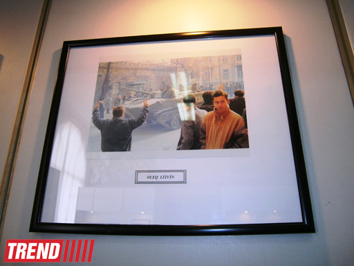 В Баку открылась выставка "Языком фотографий" - очевидцы трагедии 20 января (фото)