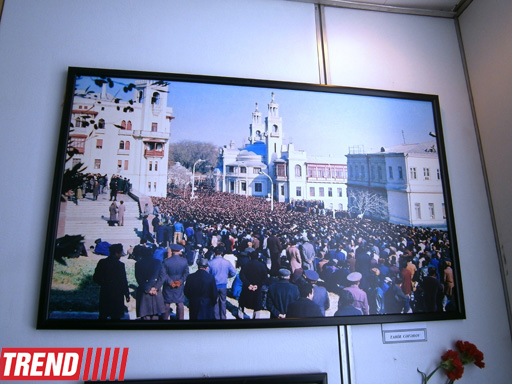 В Баку открылась выставка "Языком фотографий" - очевидцы трагедии 20 января (фото)