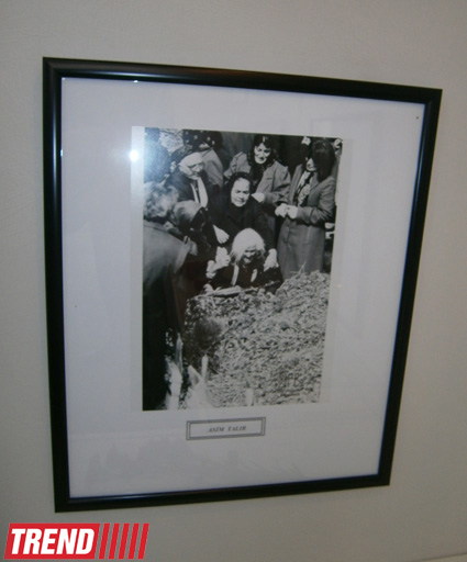 В Баку открылась выставка "Языком фотографий" - очевидцы трагедии 20 января (фото)