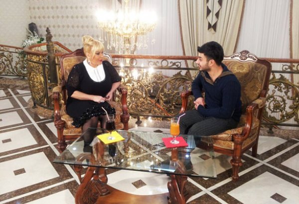 Мятанет Искендерли впервые рассказала о работе на турецкой эстраде (видео-фото)