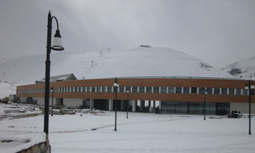 Азербайджанский телеведущий рассказал об уникальном туристическом комплексе "Шахдаг" (фото)