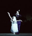 В Баку с успехом представлен балет "Жизель" в исполнении солистов Михайловского театра (фото)