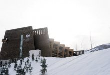 Азербайджанский телеведущий рассказал об уникальном туристическом комплексе "Шахдаг" (фото)