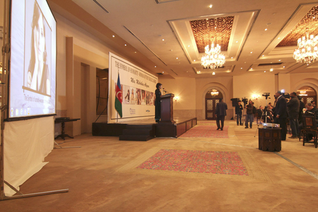 Первая леди Азербайджана объявлена в Пакистане «Символом гуманизма – человеком 2012 года» (версия 2) (ФОТО)