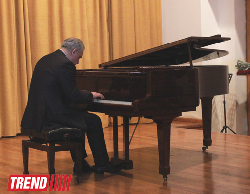 В Баку состоялся концерт, проведенный в рамках дней немецко-французской культуры (фотосессия)