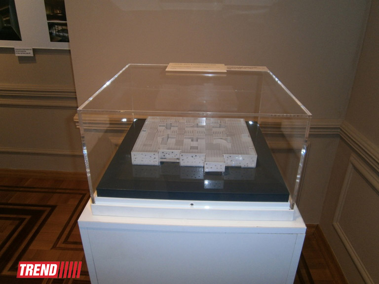 В Баку открылась  выставка "Параллельная Япония: Современная японская архитектура 1996-2006" (фотосессия)