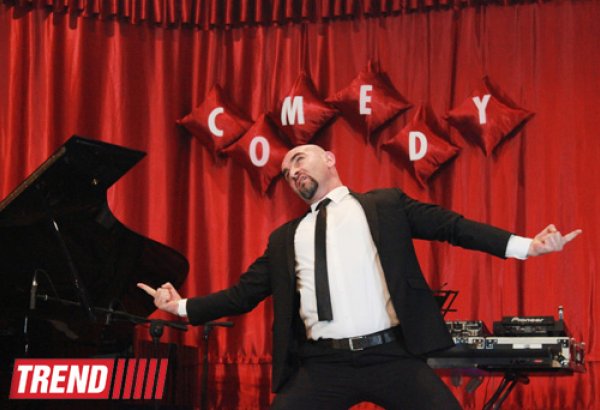 Учеба в Москве полностью поменяла мировоззрение - актер и режиссер Вюсал Азизов (фото)