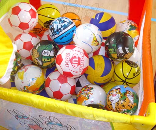 В Баку прошел детский спортивный "Праздник силы и ловкости" (фотосессия)