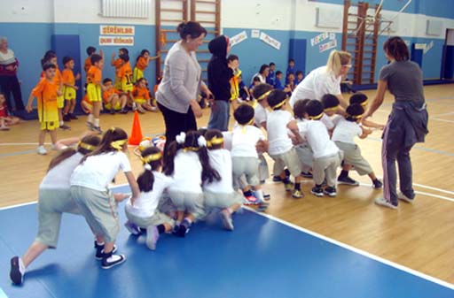 В Баку прошел детский спортивный "Праздник силы и ловкости" (фотосессия)