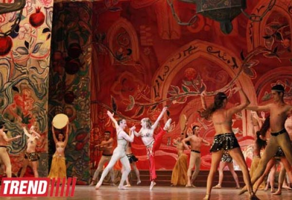 В Лянкяране, Нахчыване и Шамахе прошли вечера в рамках международного фестиваля "Мир мугама"