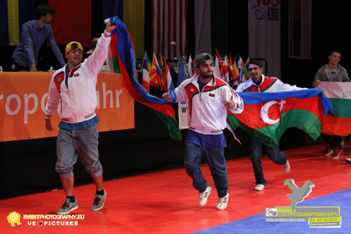 В Баку состоится оригинальное танцевальное шоу среди детей, юниоров и профессионалов (фотосессия)