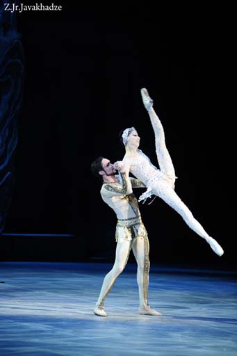 В Баку состоится показ балета "Семь красавиц", посвященный юбилею Гара Гараева (фотосессия)