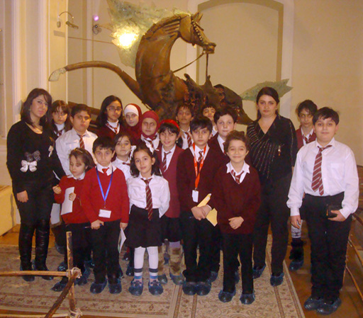 Бакинские школьники принимают участие в конкурсе "Музей истории глазами детей" (фотосессия)