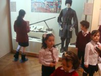 Бакинские школьники принимают участие в конкурсе "Музей истории глазами детей" (фотосессия)