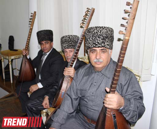 В Баку состоялся "Вечер дастана" ашугов (фотосессия)