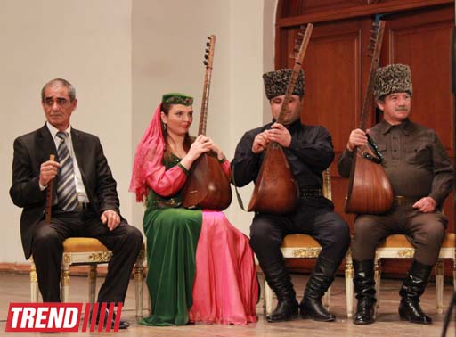 В Баку состоялся "Вечер дастана" ашугов (фотосессия)