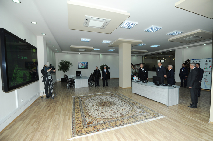 Президент Азербайджана принял участие в церемонии открытия новых подстанций и административных зданий ОАО "Бакыэлектрикшебеке" (ФОТО)