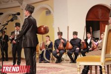В Баку состоялся "Вечер дастана" ашугов (фотосессия)