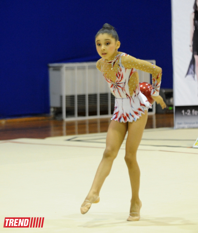 Определились первые победители ХХ первенства Баку по художественной гимнастике (ФОТО)