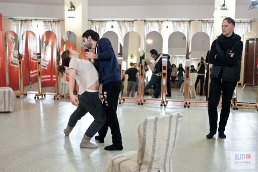 Участники телепроекта "Большая сцена" станцевали Gangnam Style (видео -фото)