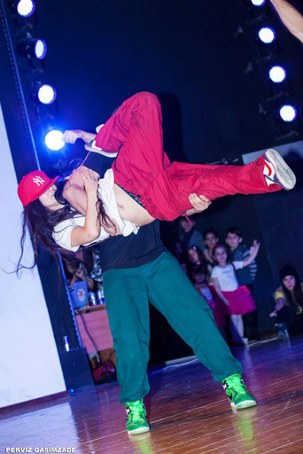 Определены победители чемпионата Баку по различным видам танца (фотосессия)