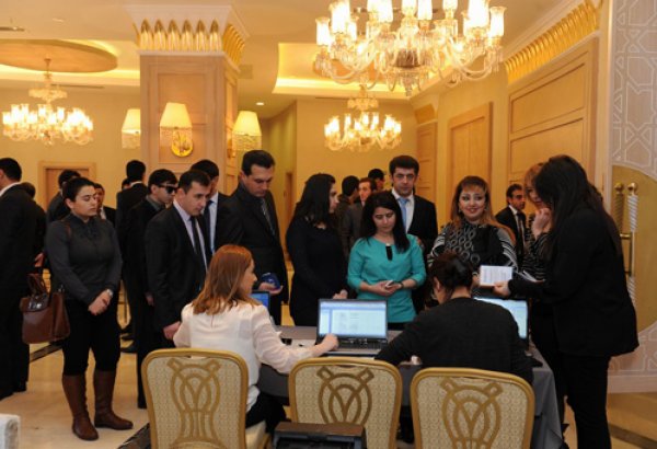 В Азербайджане избраны кандидаты в члены Консультационного совета Фонда молодежи (ФОТО)