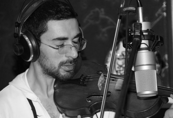 Скрипач Рамин Гасанов реализовал в Турции проект "Həsrət Nəğməsi"