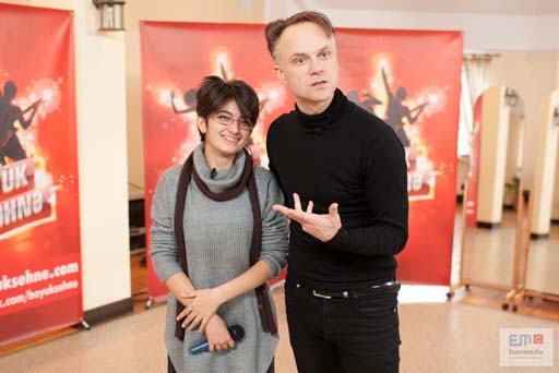 Я могу указать пальцем, где Луна, но путь они должны найти сами -  Теет Каск, режиссер проекта "Большая сцена" (фото)