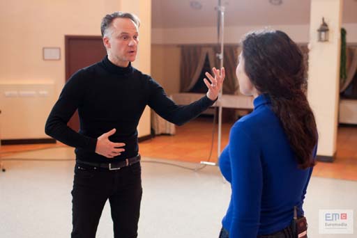 Я могу указать пальцем, где Луна, но путь они должны найти сами -  Теет Каск, режиссер проекта "Большая сцена" (фото)