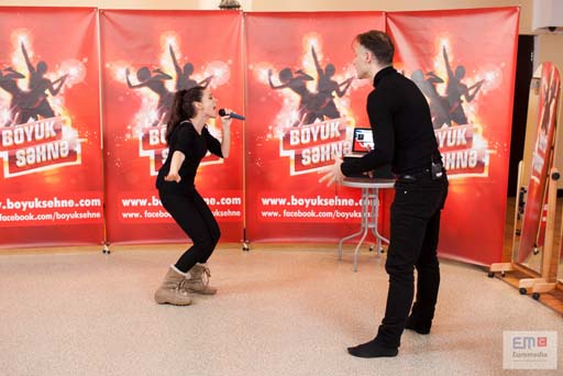 Я могу указать пальцем, где Луна, но путь они должны найти сами -  Теет Каск, режиссер проекта "Большая сцена" (фото)