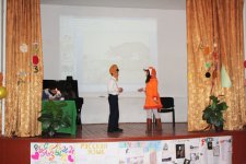 Бакинские школьники подготовили представление по мотивам басен И.А.Крылова (фото)