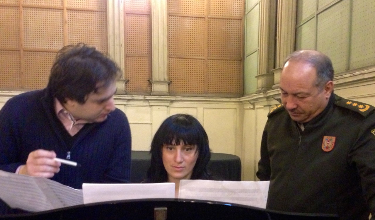 Первому азербайджанскому спутнику посвятили музыкальный проект (фото)