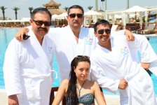 В Баку выступят актеры юмористического проекта "Наша KZаша" из Казахстана (фото)