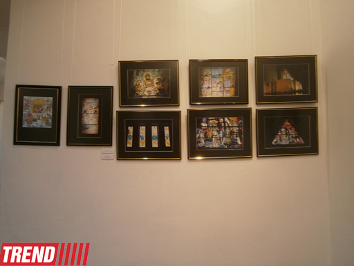 В Баку представили "Диалог красок" азербайджанских художников  (фотосессия)