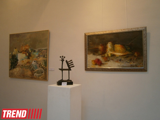 В Баку представили "Диалог красок" азербайджанских художников  (фотосессия)