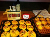 Азербайджанка проводит в Париже акцию "Подари келагаи другу": "Дети не должны забывать свои корни " (фото)