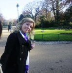 Азербайджанка проводит в Париже акцию "Подари келагаи другу": "Дети не должны забывать свои корни " (фото)