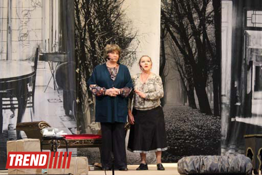 Лев Дуров и лучшие российские актеры представили в Баку спектакль "Аккомпаниатор" (фотосессия)