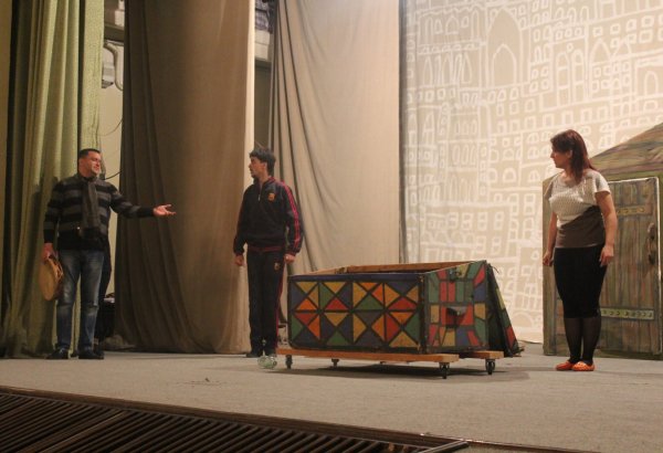 В азербайджанской музкомедии выяснят "Кто виноват?"